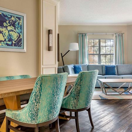 Hotel Hilton Grand Vacations Club Seaworld Orlando à Williamsburg Extérieur photo